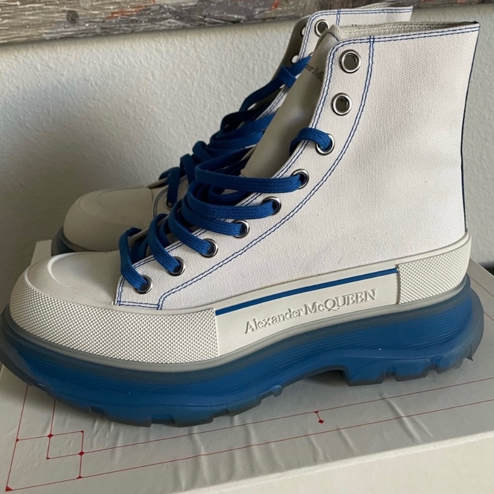 Men’s shoes